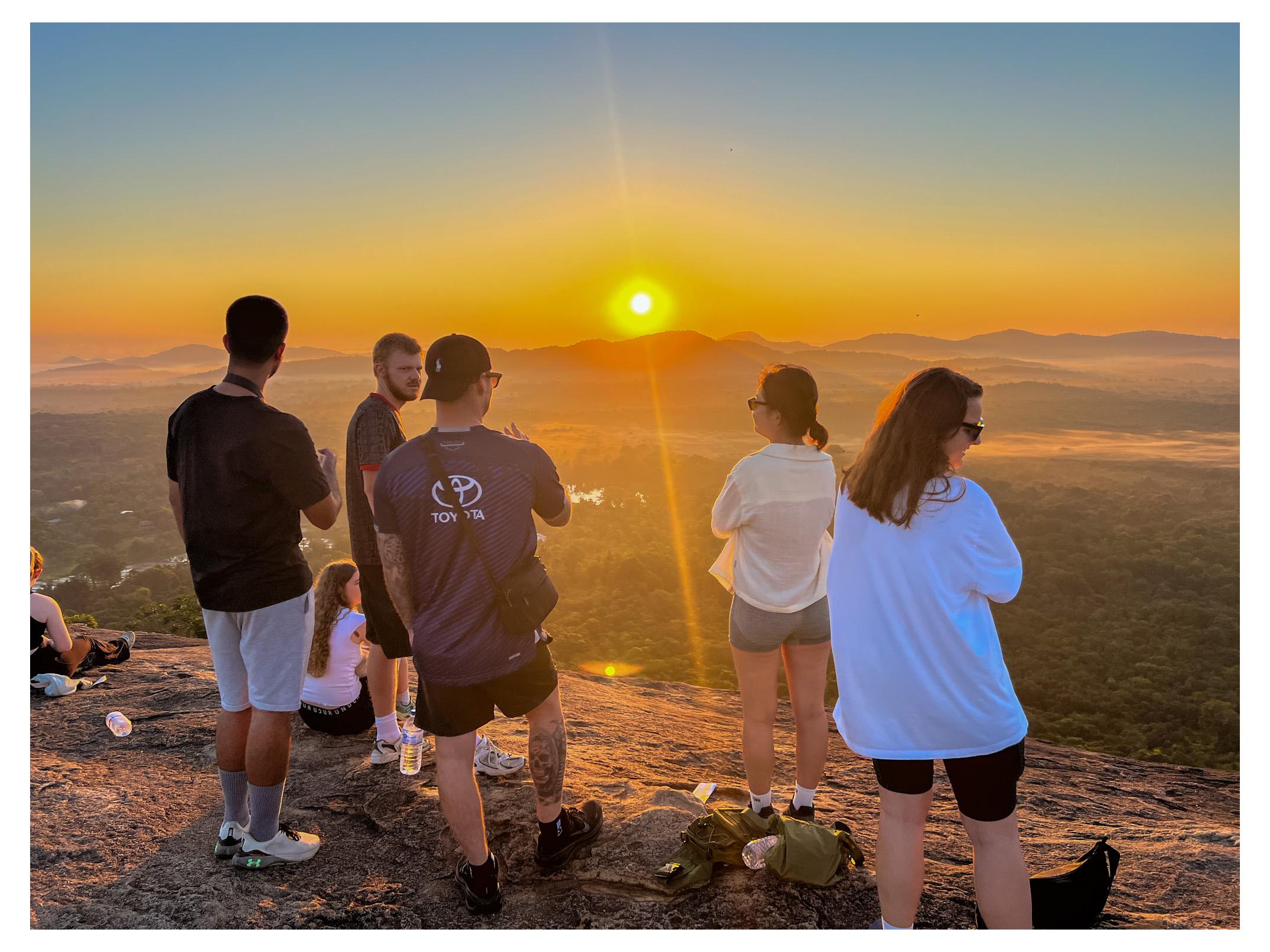 Pidurangala Sunrise Hike Experience